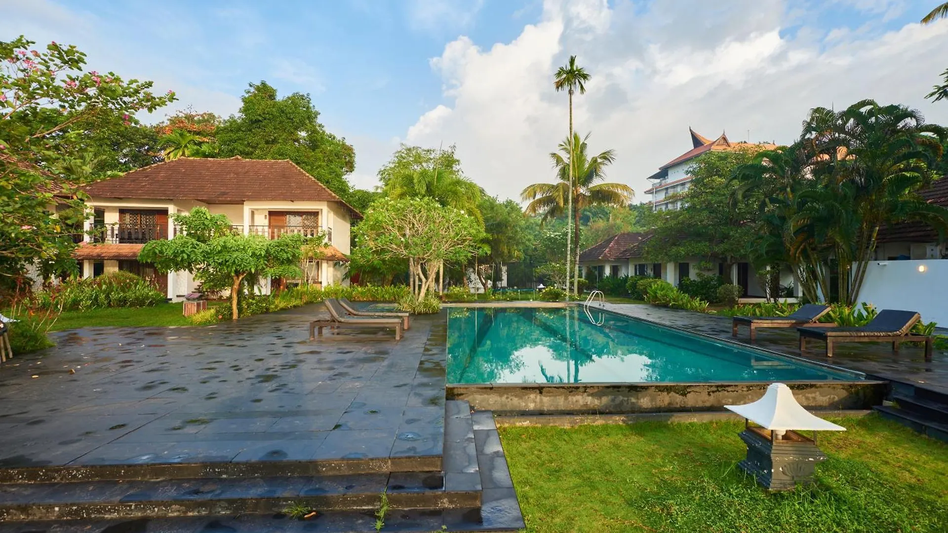 Deshadan Backwater Resort - The Best Sunrise View Alappuzha 4*,