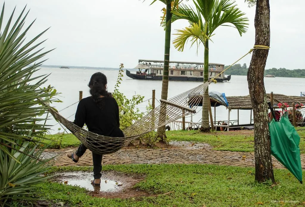 Deshadan Backwater Resort - The Best Sunrise View Alappuzha