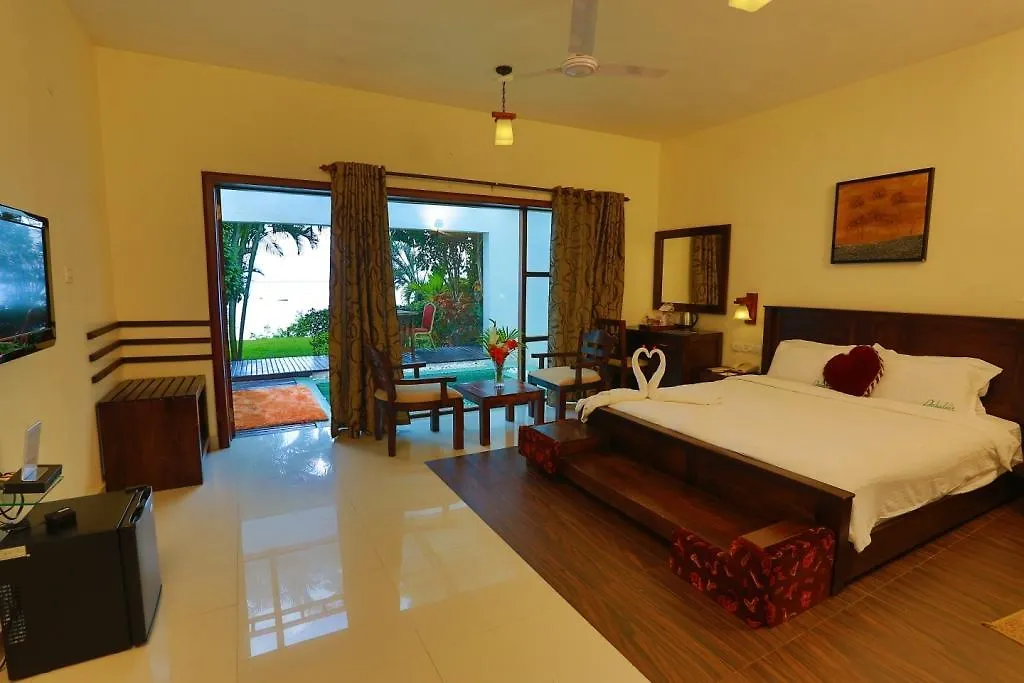 Deshadan Backwater Resort - The Best Sunrise View Alappuzha