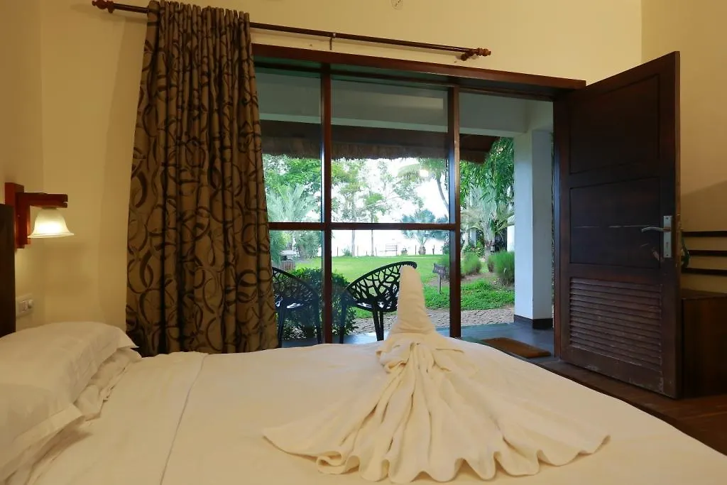 Deshadan Backwater Resort - The Best Sunrise View Alappuzha India
