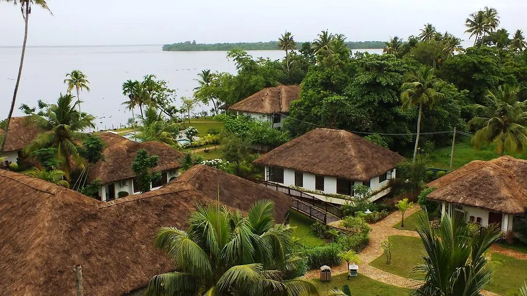 ****  Deshadan Backwater Resort - The Best Sunrise View Alappuzha Indien